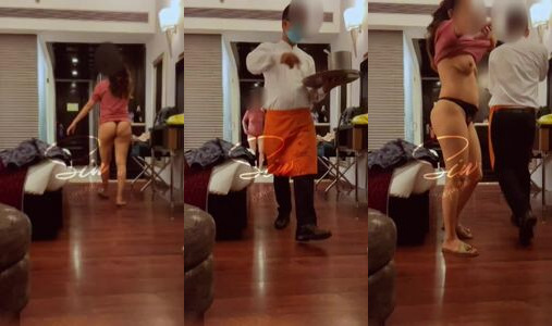 Desi Hotel Aunty Seducing Servant With Her Big Topless Boobs