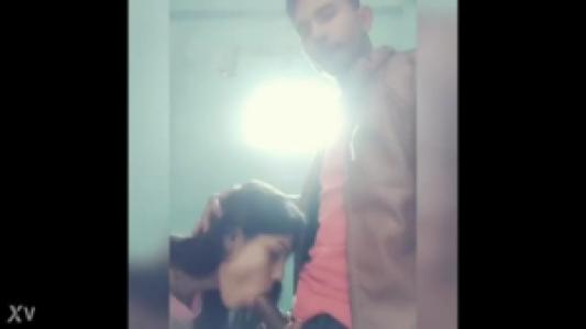 Desi Girlfriend Gives Deep Blowjob To Boyfriend Until He Cums