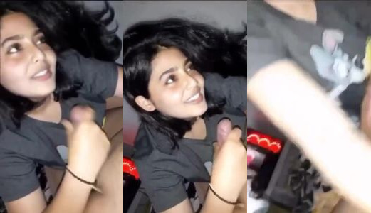 Desi GF Anjali Gives Boyfriend A Sensual Handjob With Skillful Strokes