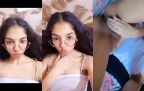 Muskan College Girl Fingering Her Tight Pussy to Orgasm in Homemade Video