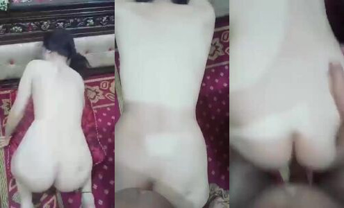 Muslim girlfriend Gulabo enjoys doggy style chudai with her tight pussy