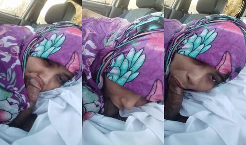 Muslim Teen GF Gives Slow Blowjob In Car To Older Boyfriend