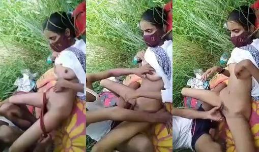 Outdoor Desi Girlfriend Fingering Her Wet Pussy for Boyfriend